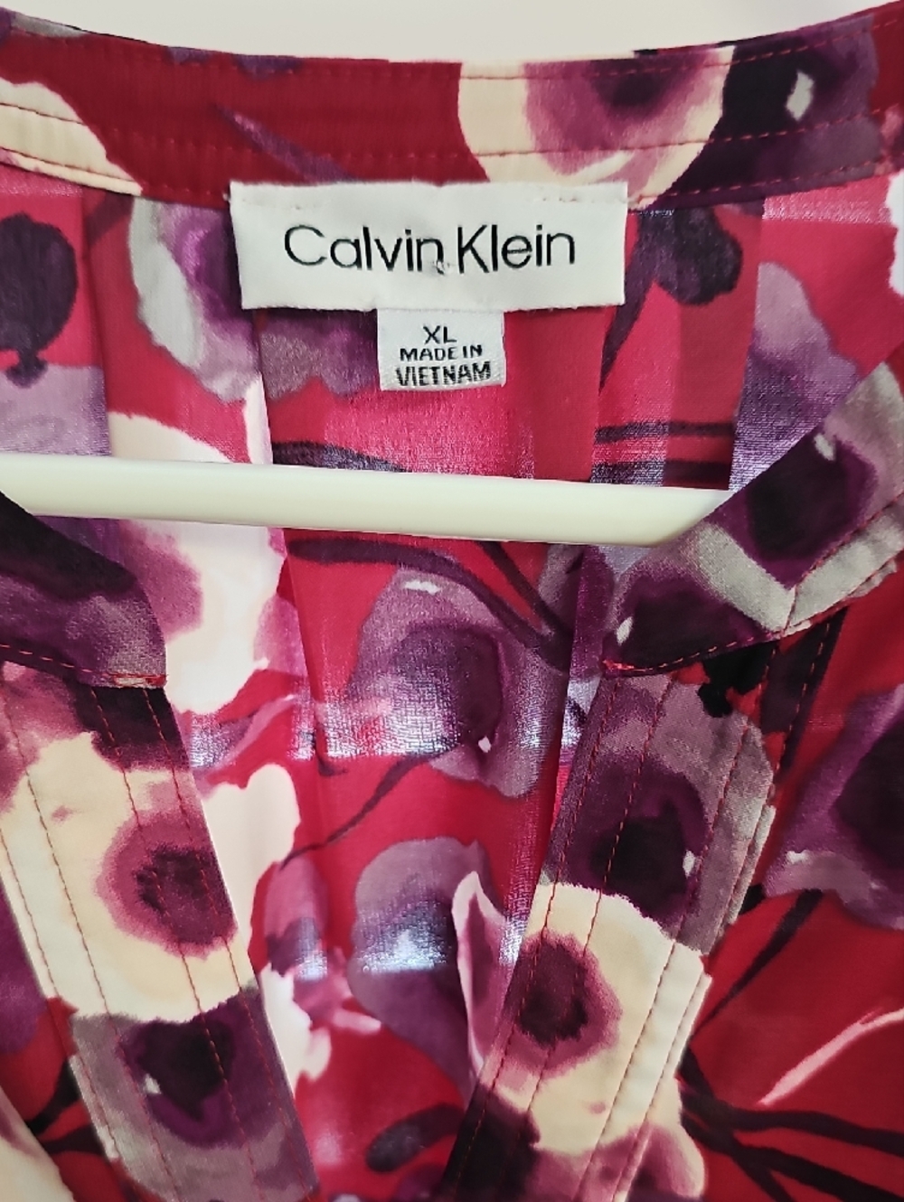 Calvin Klein Pink & Purple Floral Flutter Sleeve Blouse - Picture 3 of 9